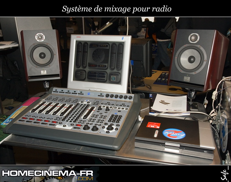 2007 - 10 - Salon SATIS - 03